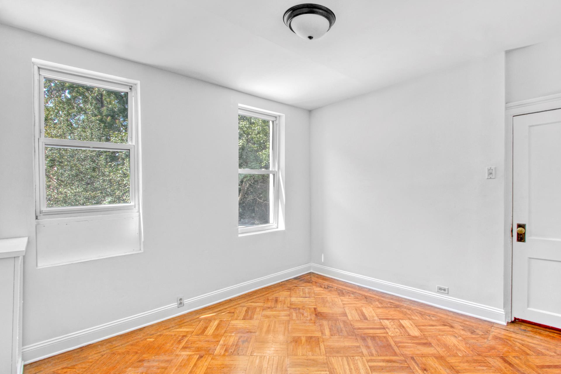330 CLERMONT Avenue
