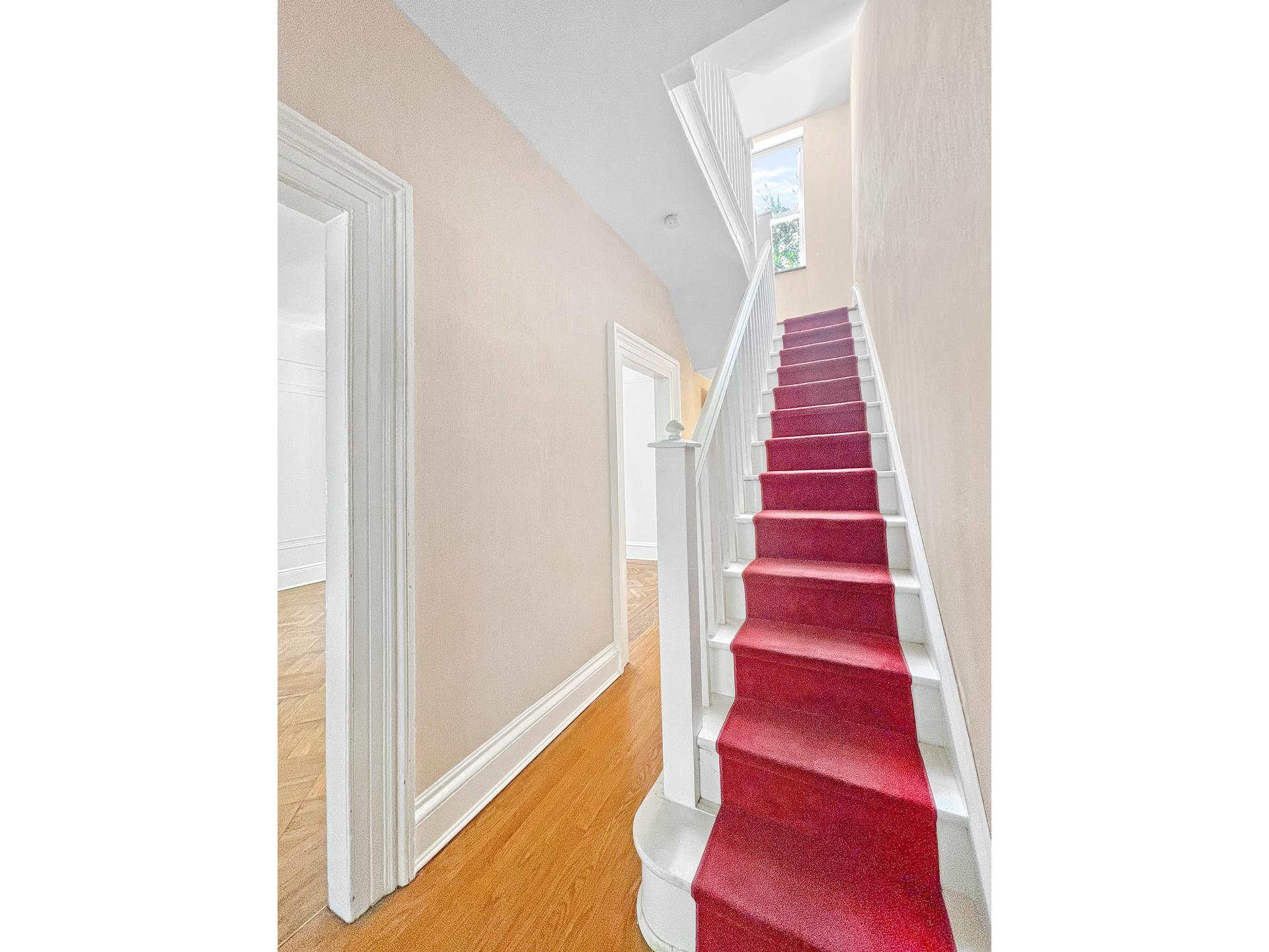 330 CLERMONT Avenue