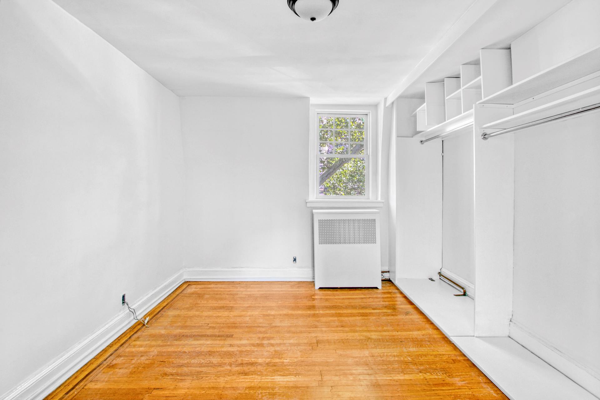 330 CLERMONT Avenue