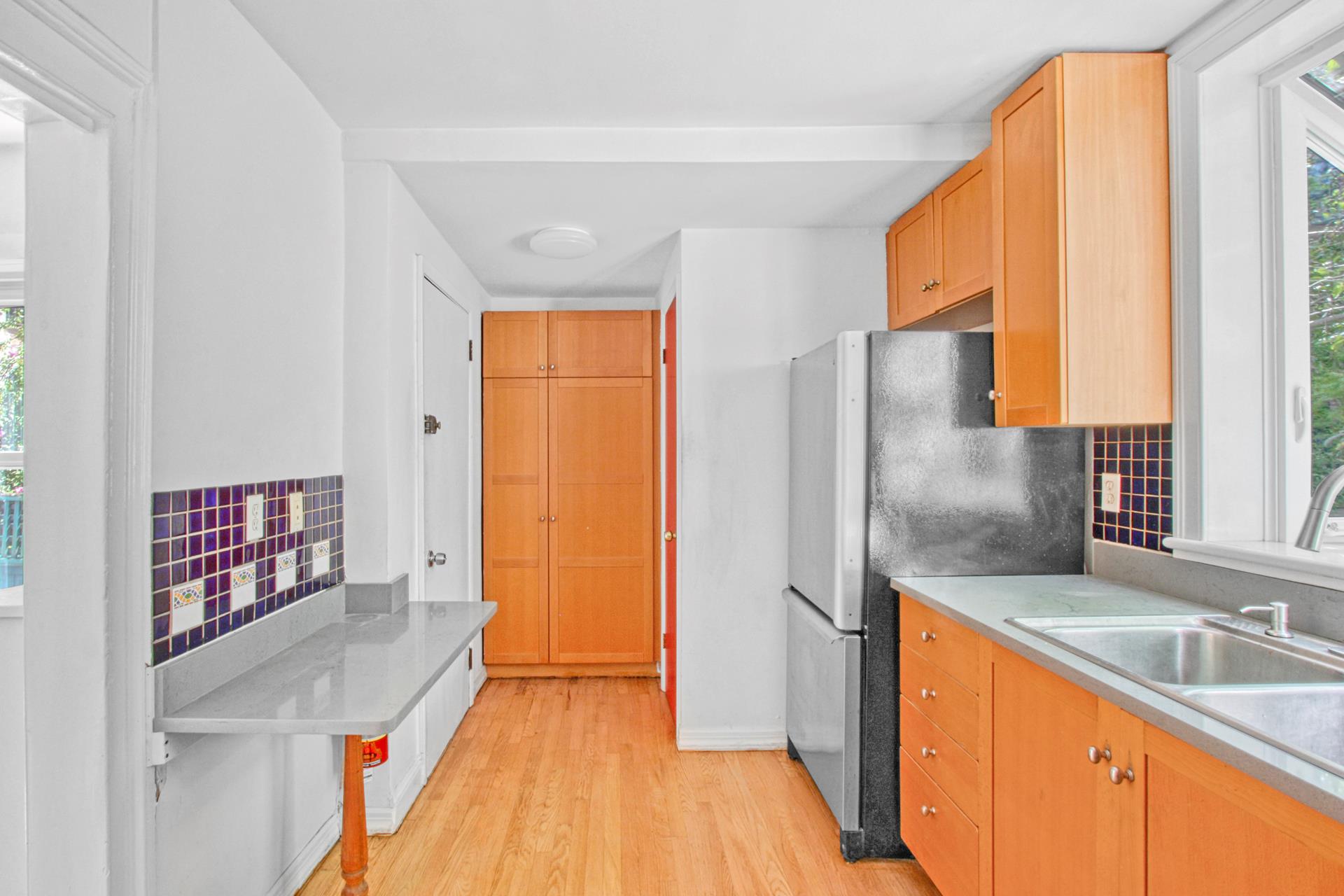 330 CLERMONT Avenue