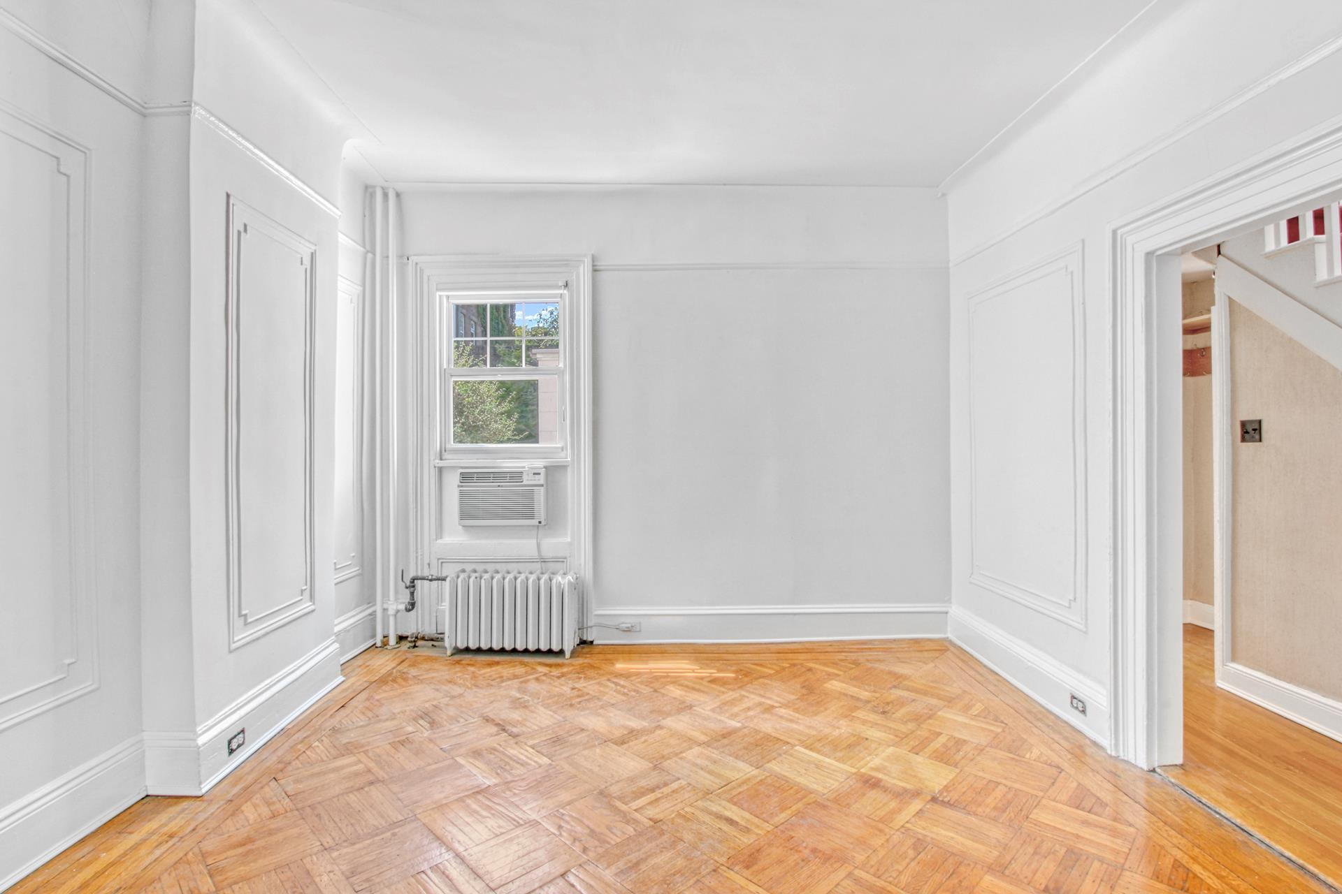 330 CLERMONT Avenue