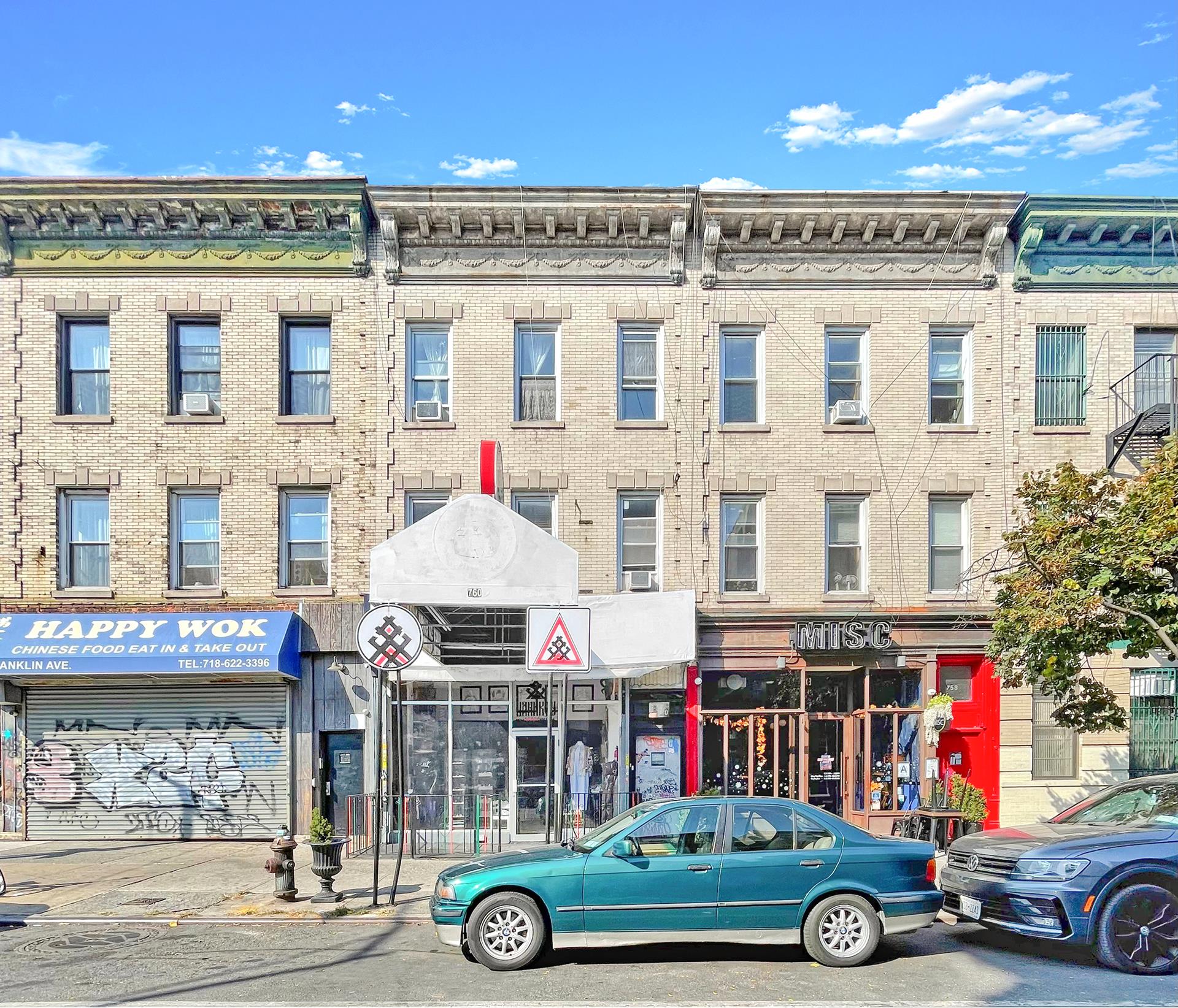 760 FRANKLIN Avenue MIXED_USE