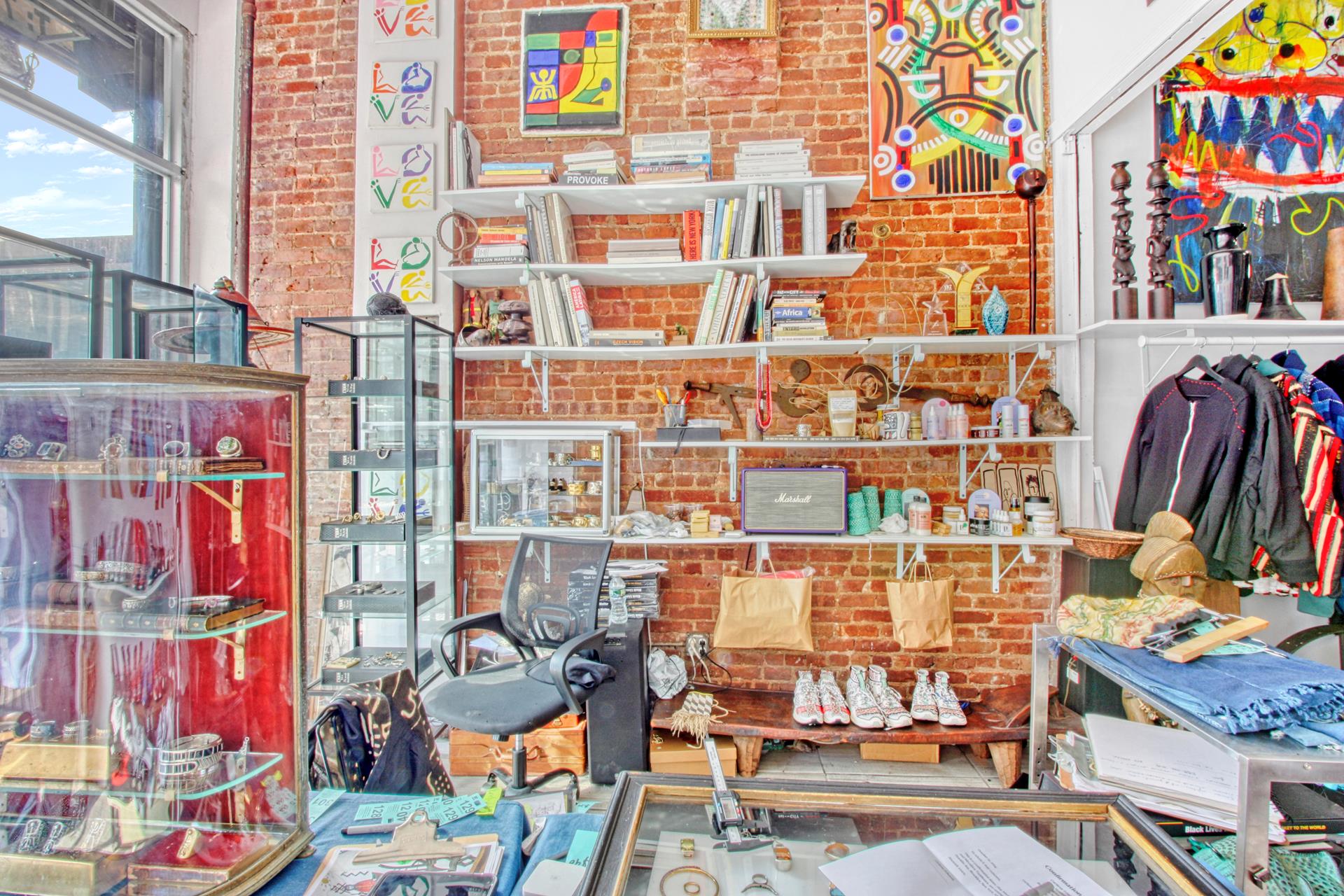 760 FRANKLIN Avenue MIXED_USE