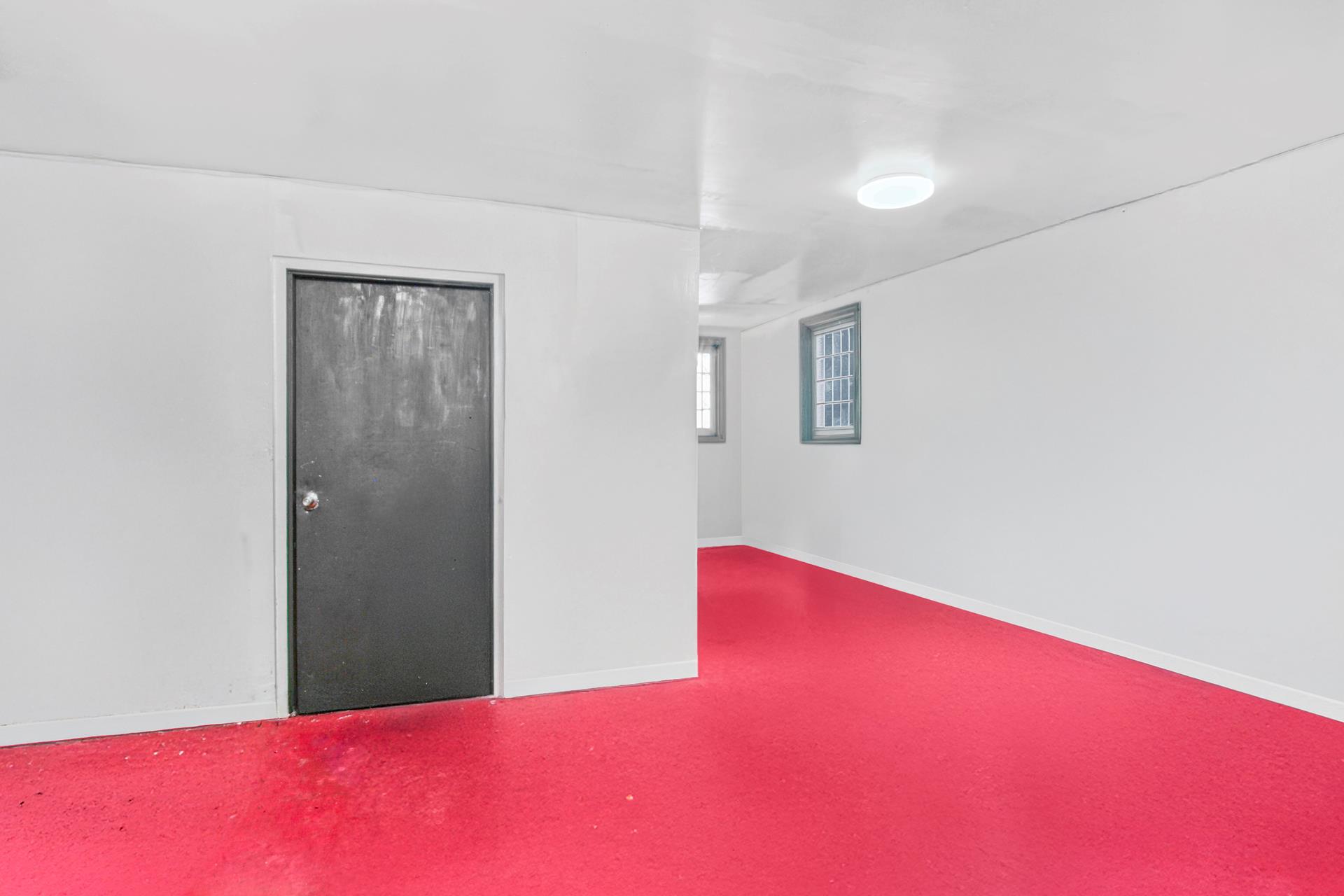 760 FRANKLIN Avenue MIXED_USE