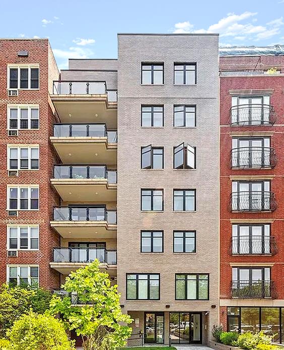 233 OCEAN Parkway 6A