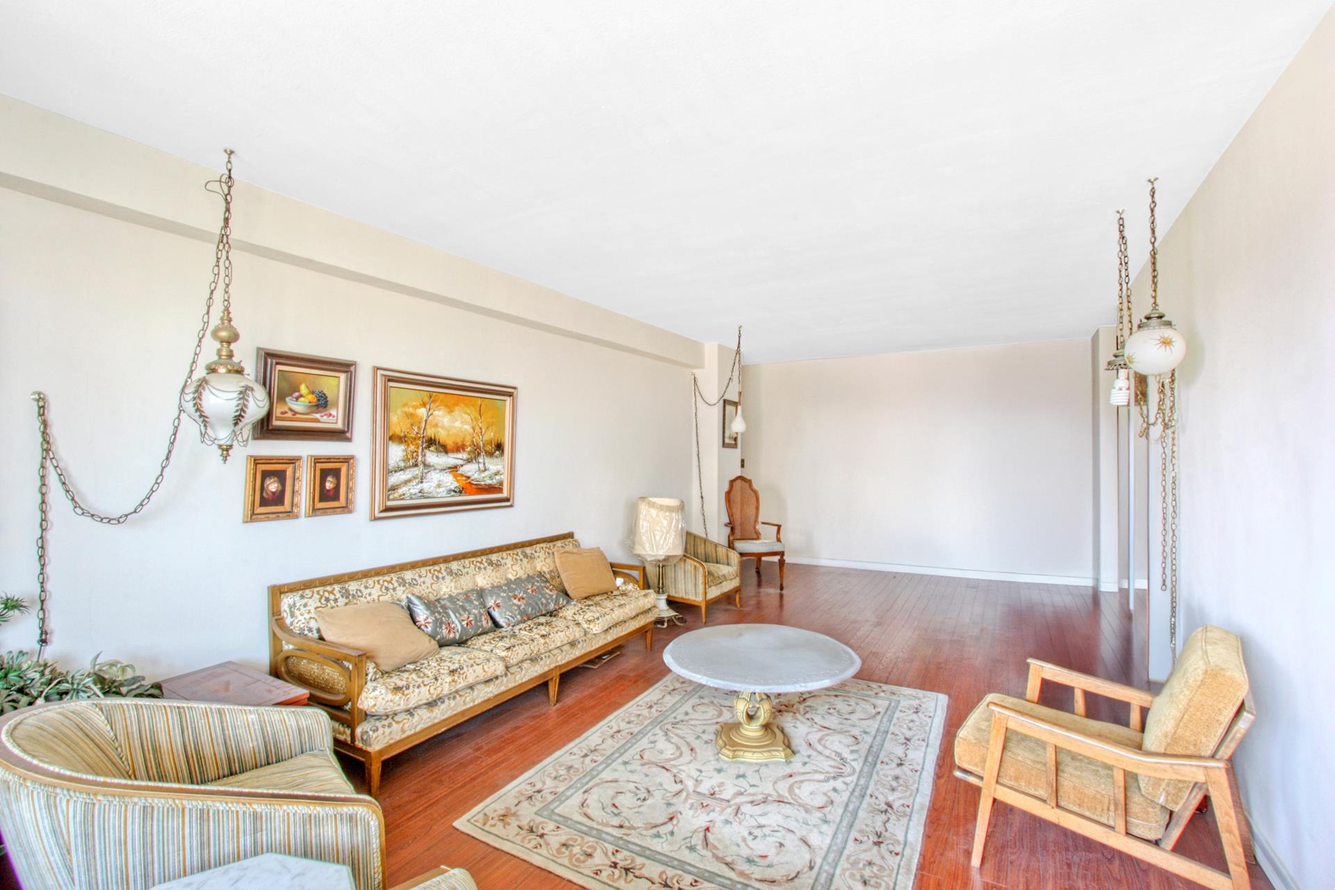 444 NEPTUNE Avenue 6R
