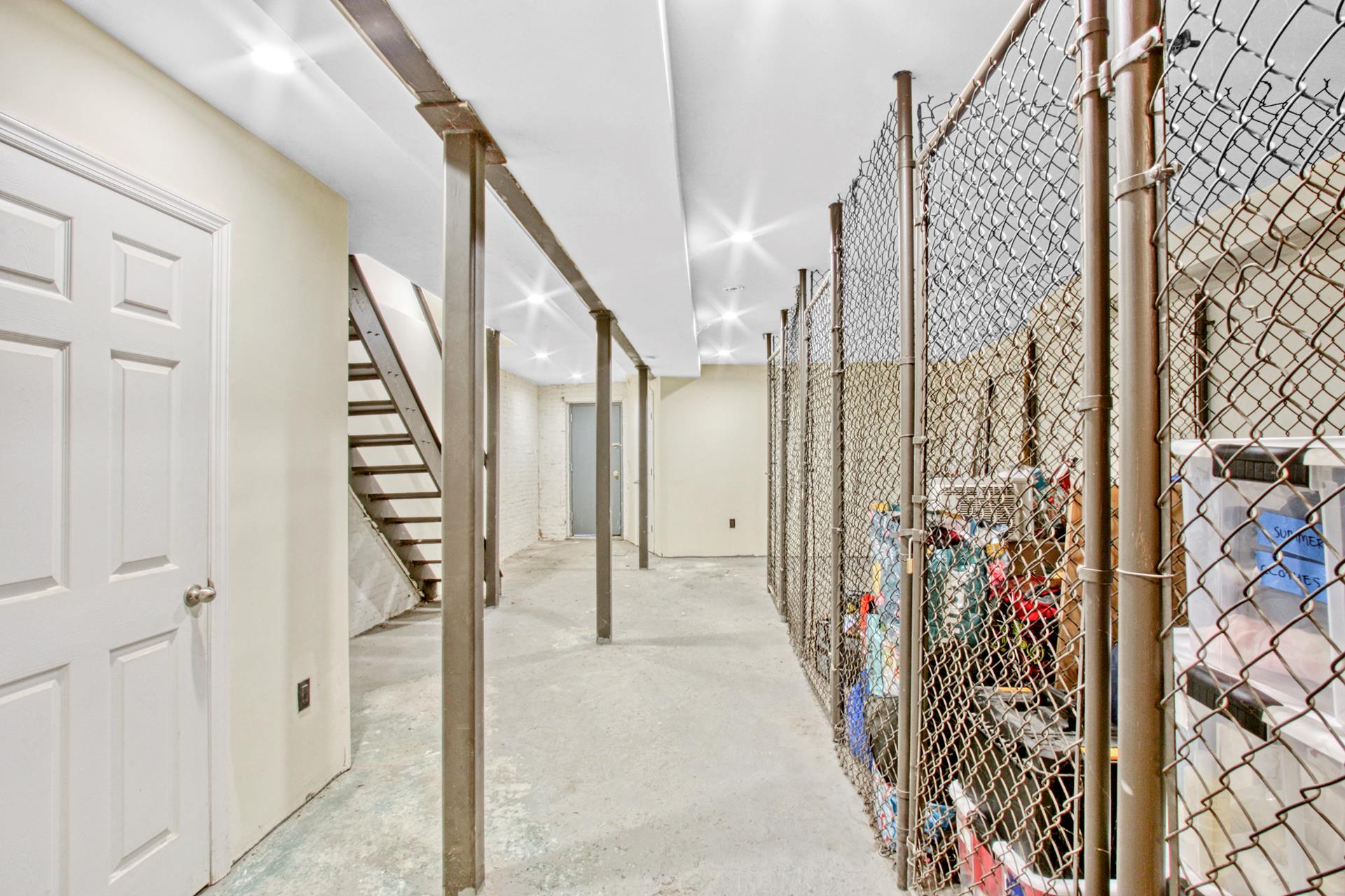 625 FRANKLIN Avenue