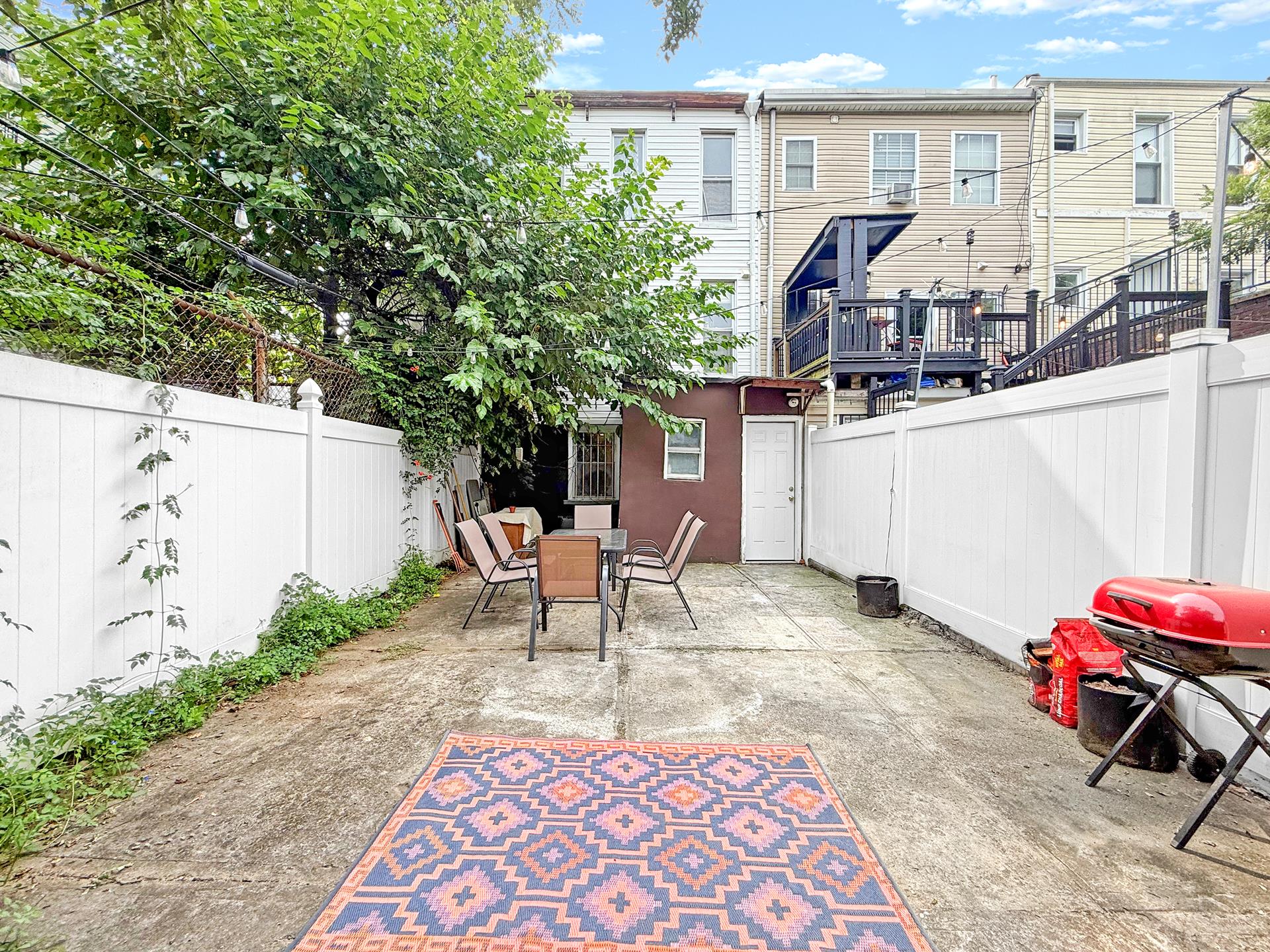 45 PILLING Street