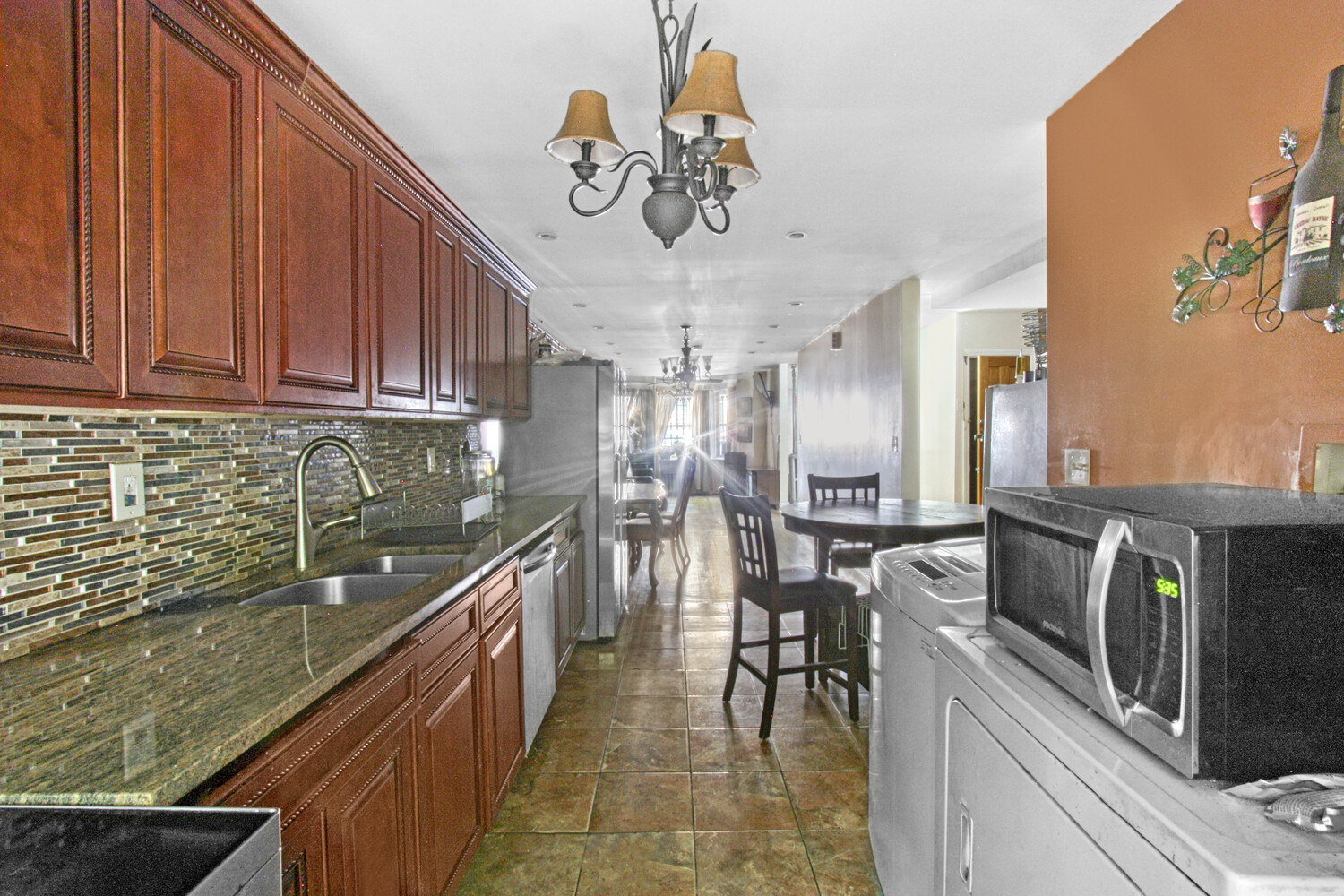 614 ST JOHNS Place