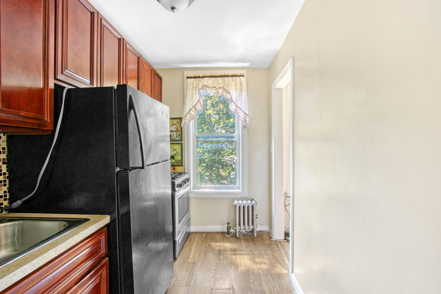 614 ST JOHNS Place