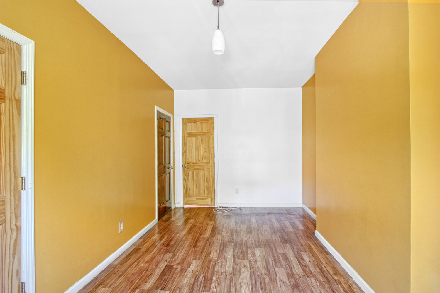 614 ST JOHNS Place