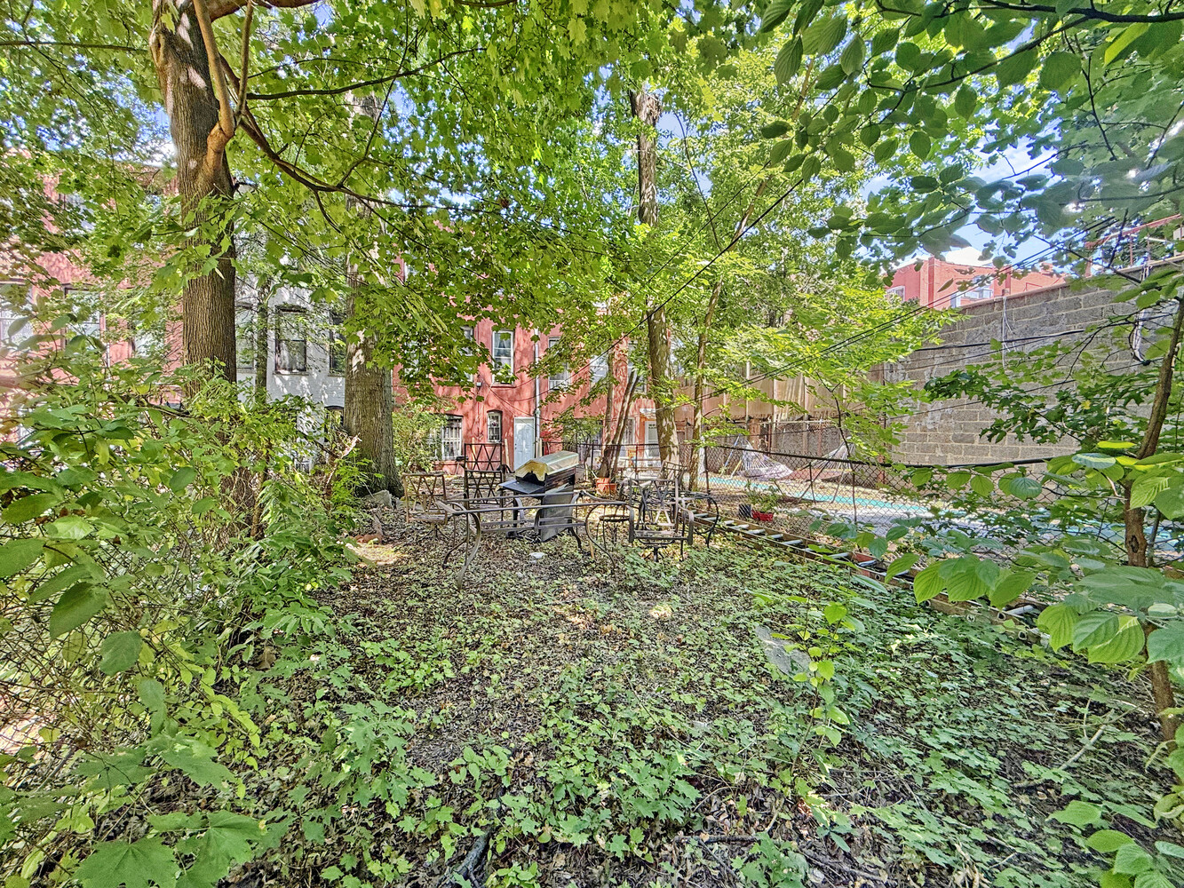 614 ST JOHNS Place