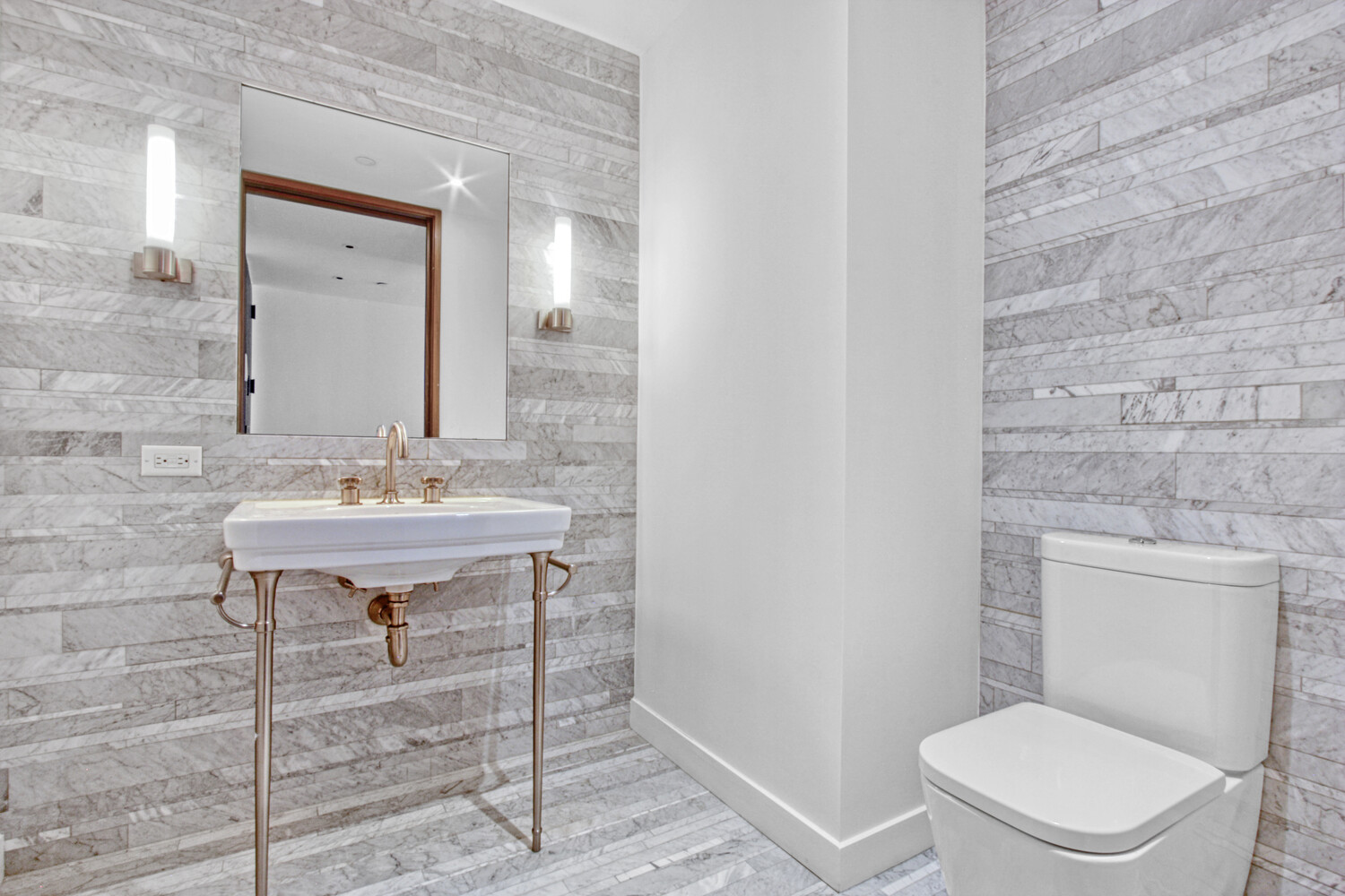 90 FURMAN Street N805