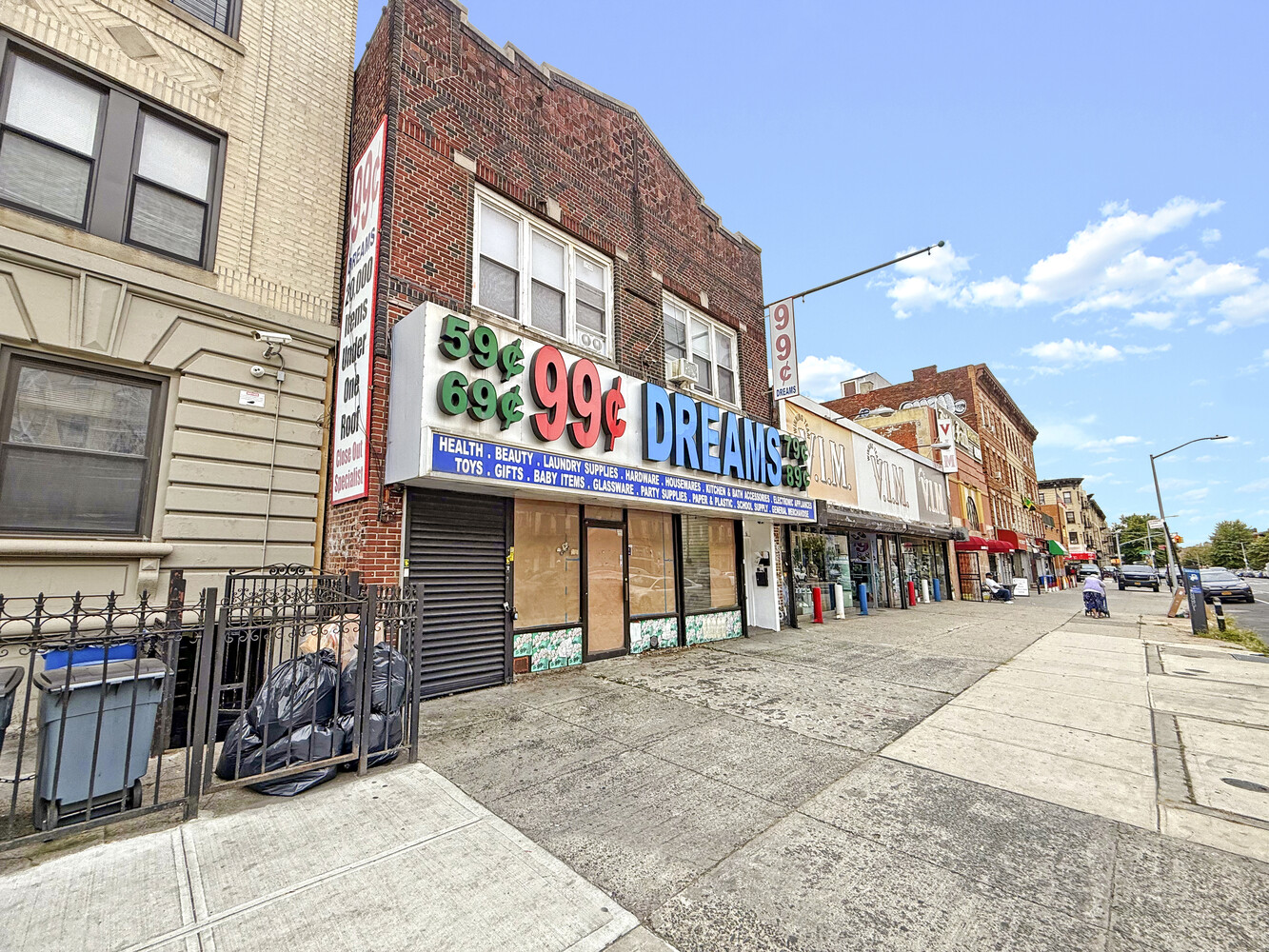 1376 ST JOHNS Place
