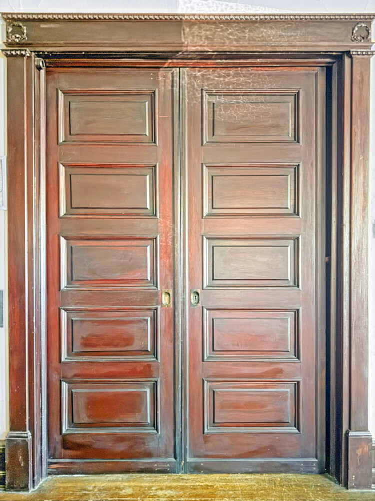 426 MAC DONOUGH Street