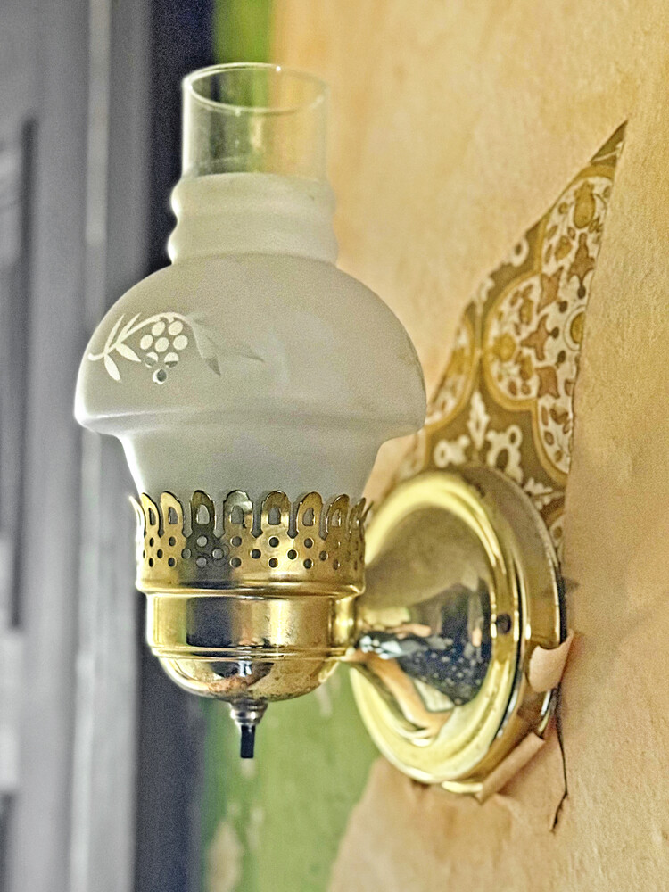 426 MAC DONOUGH Street