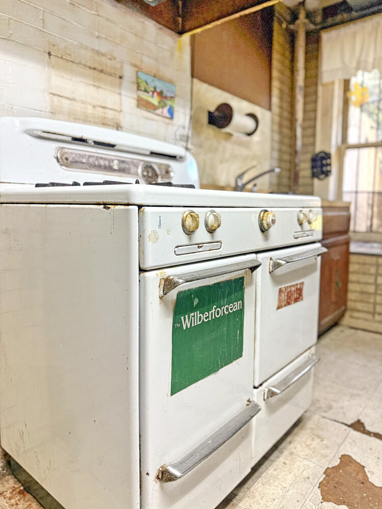 426 MAC DONOUGH Street