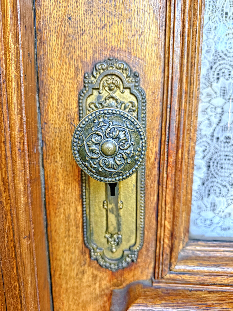 426 MAC DONOUGH Street