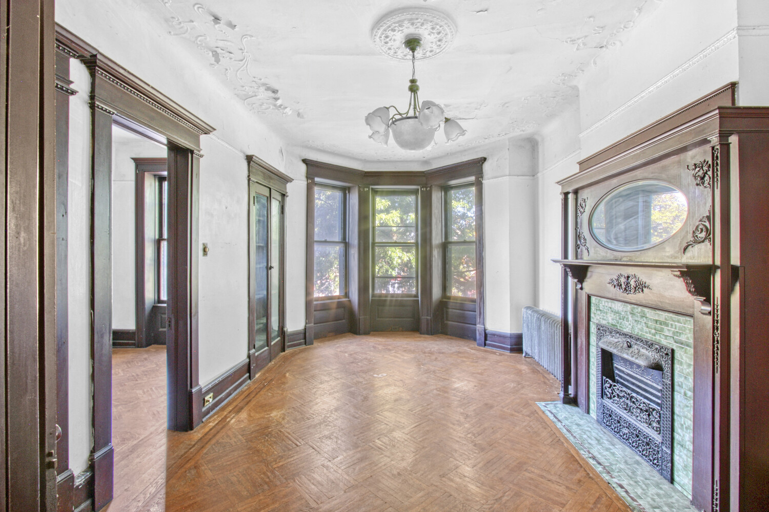 426 MAC DONOUGH Street