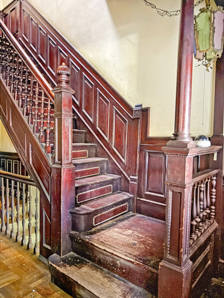 426 MAC DONOUGH Street