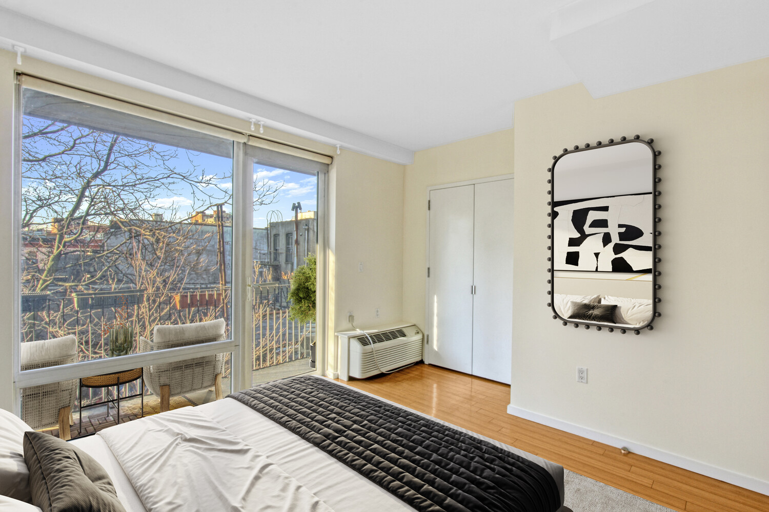 515 5TH Avenue 3C