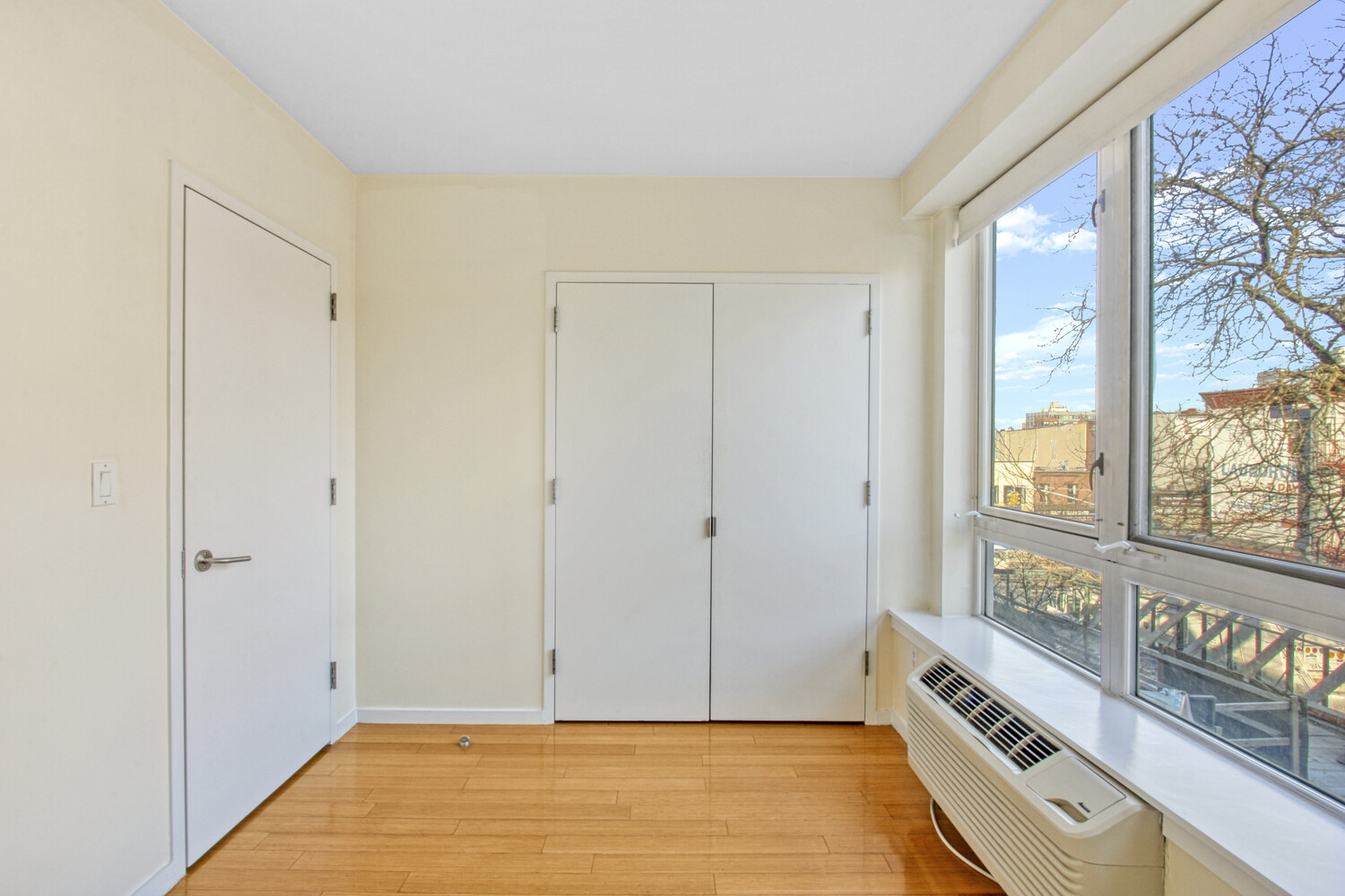 515 5TH Avenue 3C