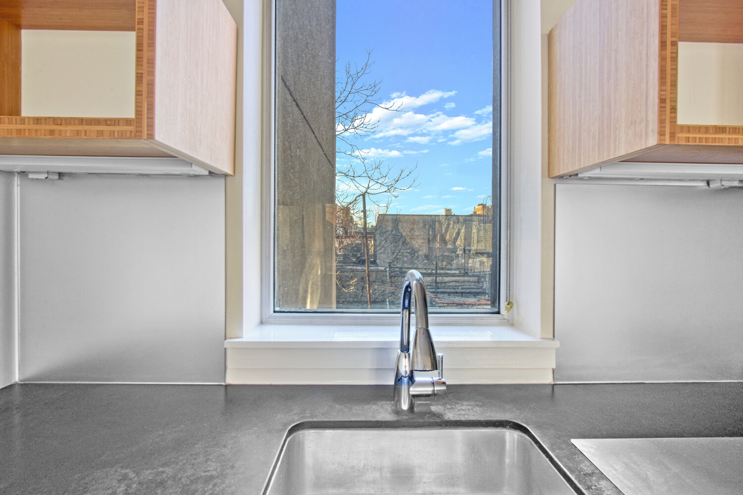 515 5TH Avenue 3C