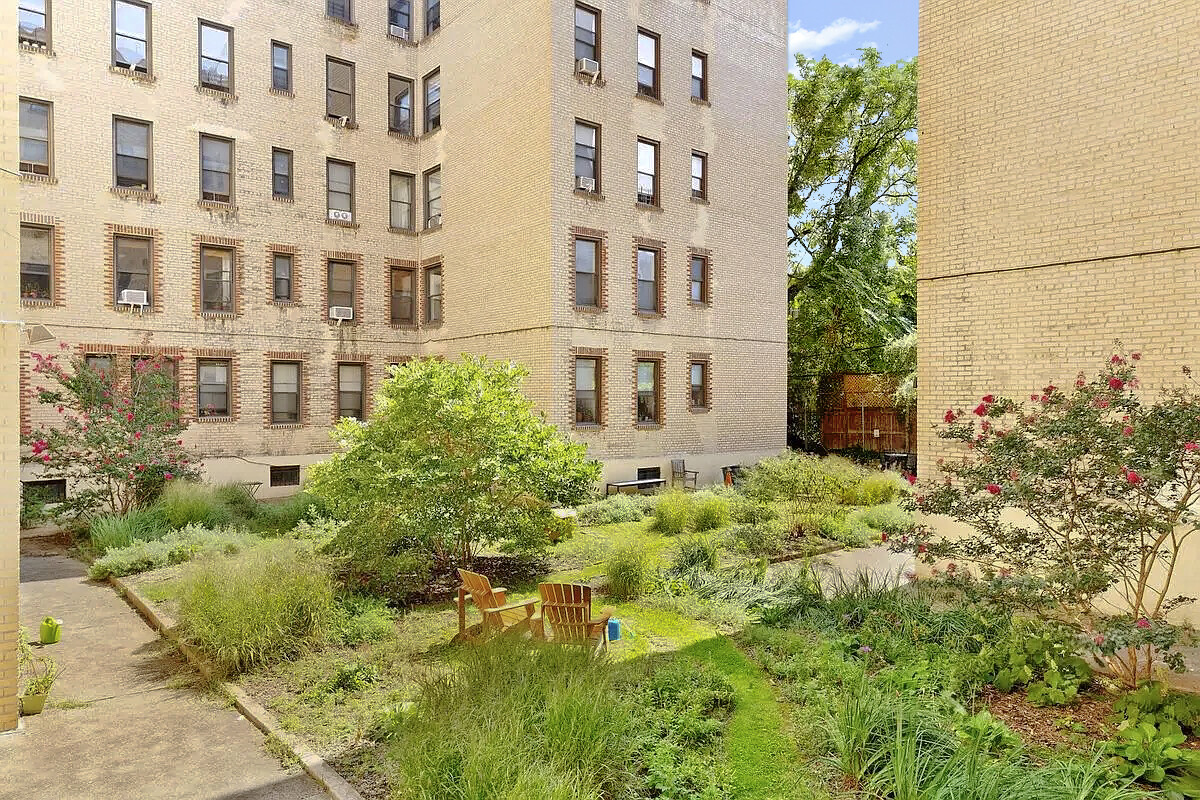 80 WINTHROP Street L5