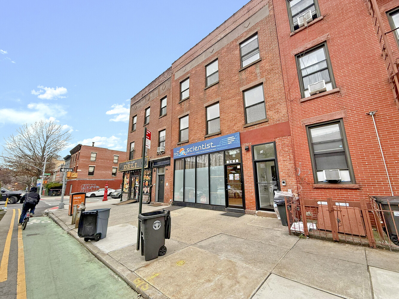 67 UNDERHILL Avenue MIXED_USE