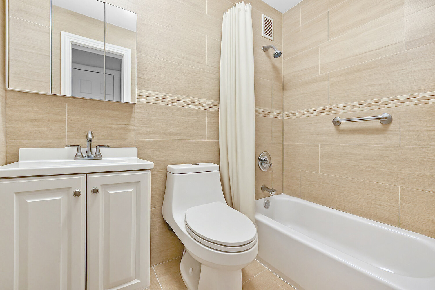 67 UNDERHILL Avenue MIXED_USE