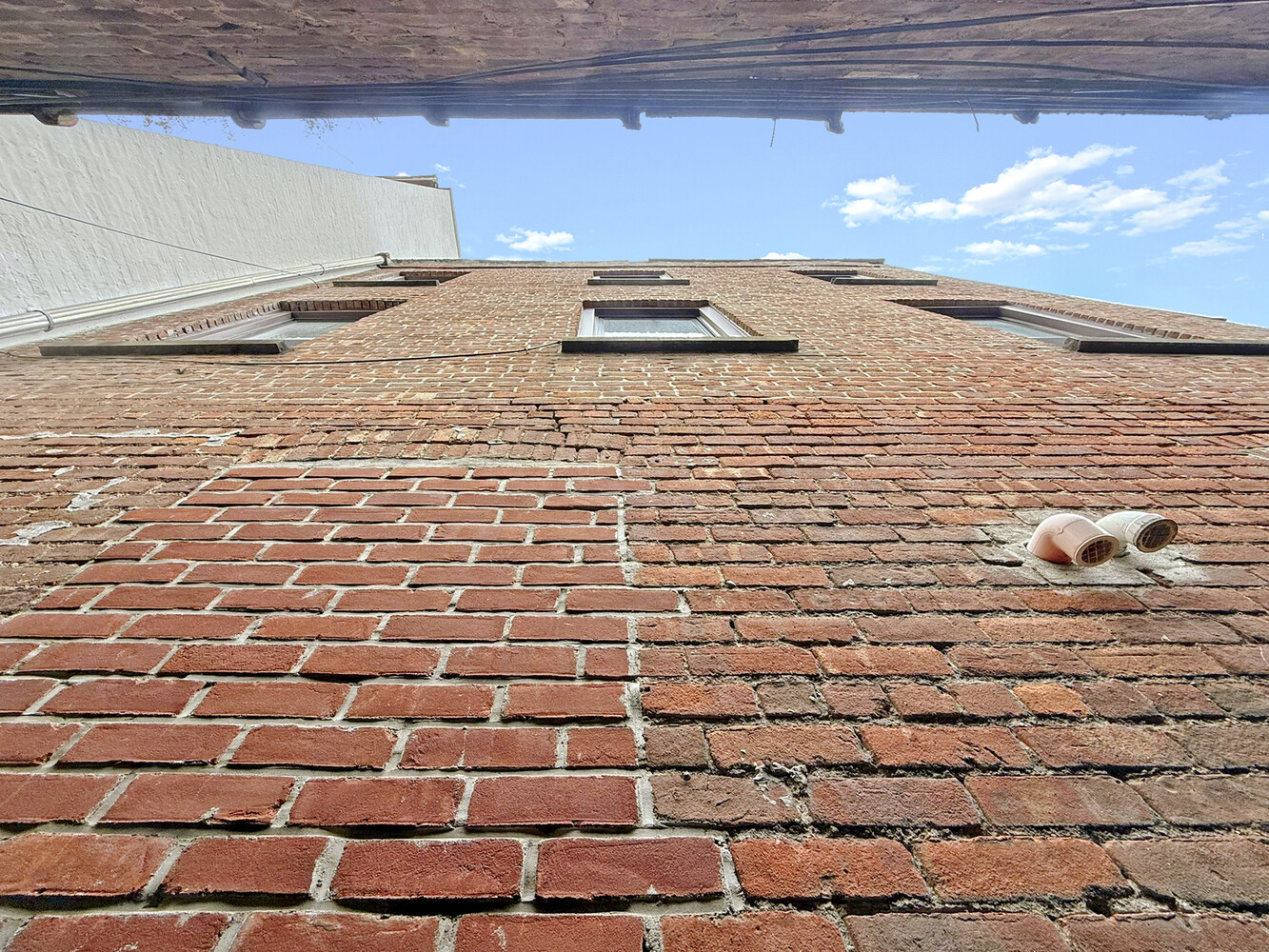 67 UNDERHILL Avenue MIXED_USE