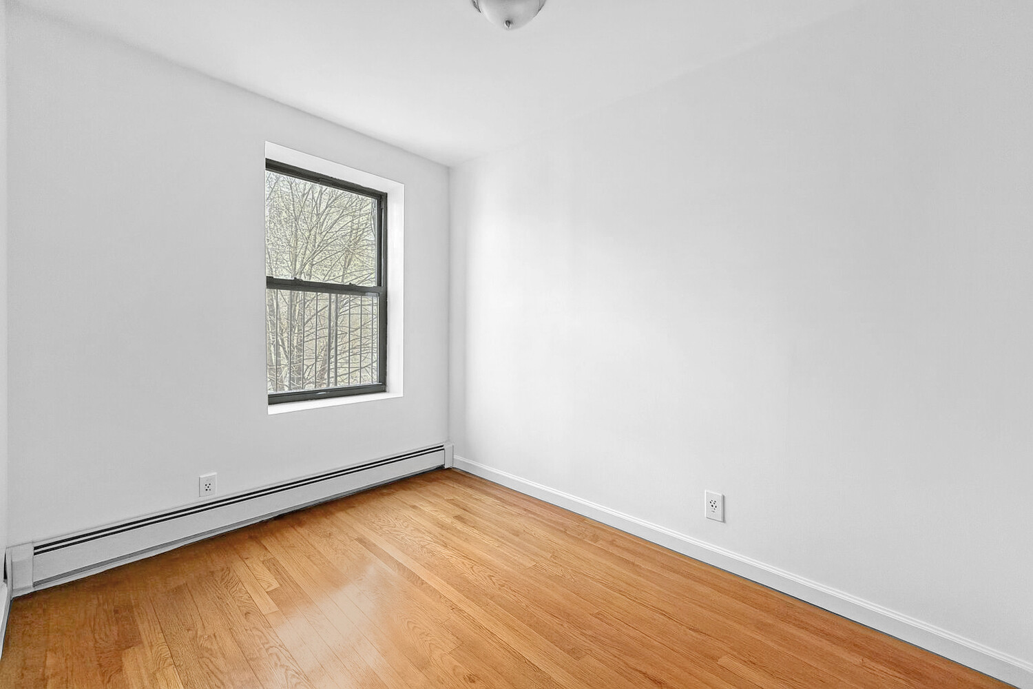 69 UNDERHILL Avenue MIXED_USE