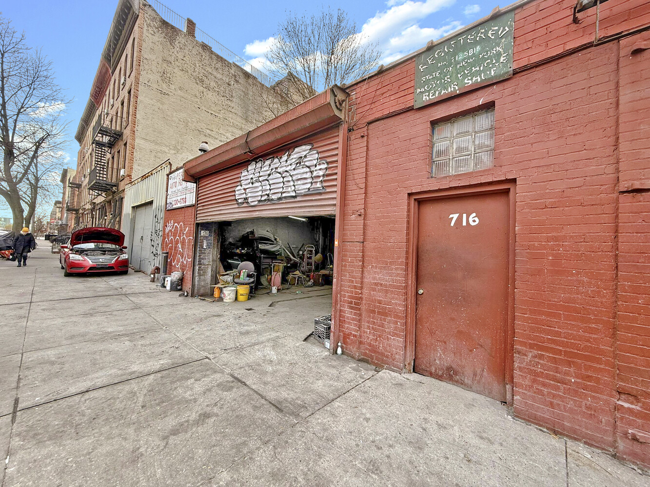 69 UNDERHILL Avenue MIXED_USE