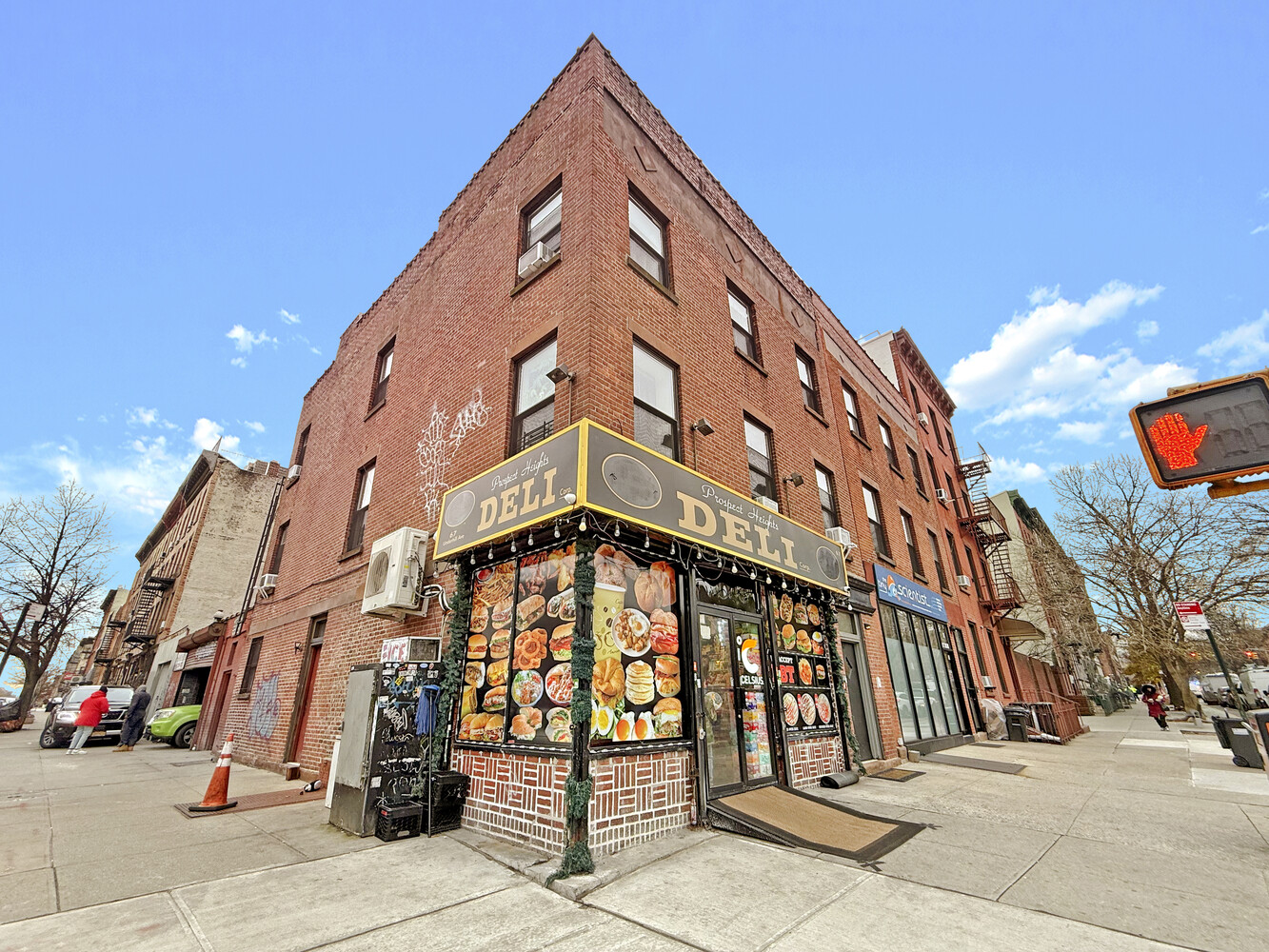 69 UNDERHILL Avenue MIXED_USE