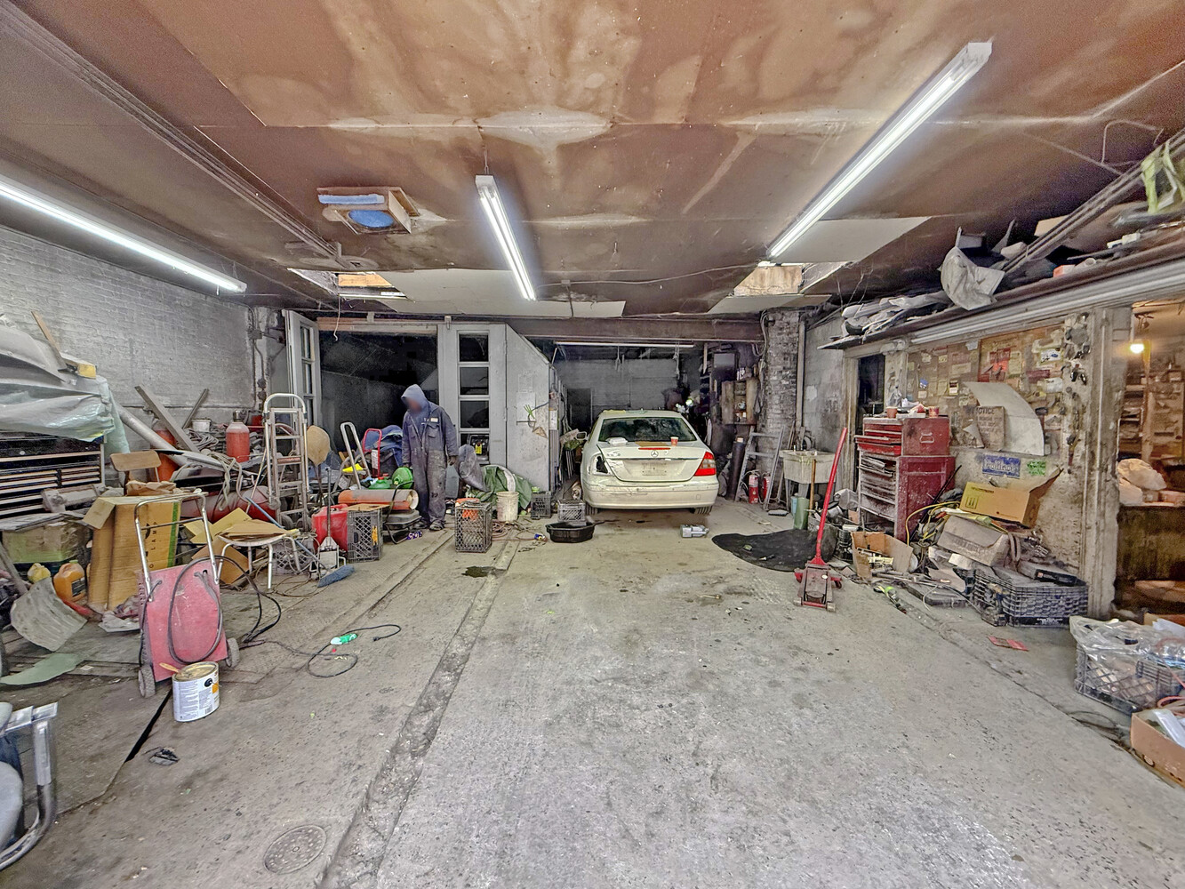 69 UNDERHILL Avenue MIXED_USE