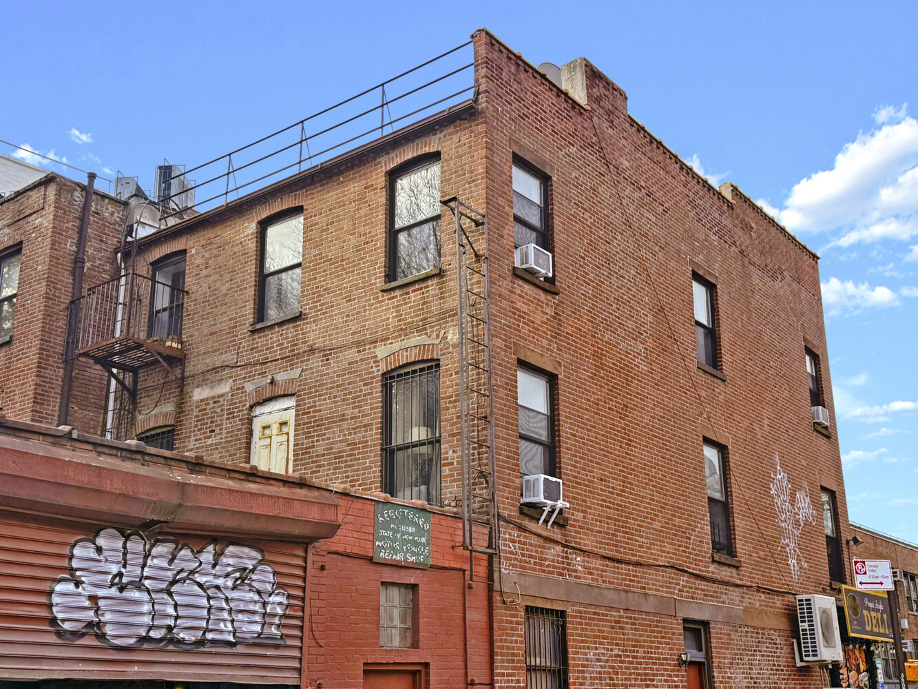 69 UNDERHILL Avenue MIXED_USE