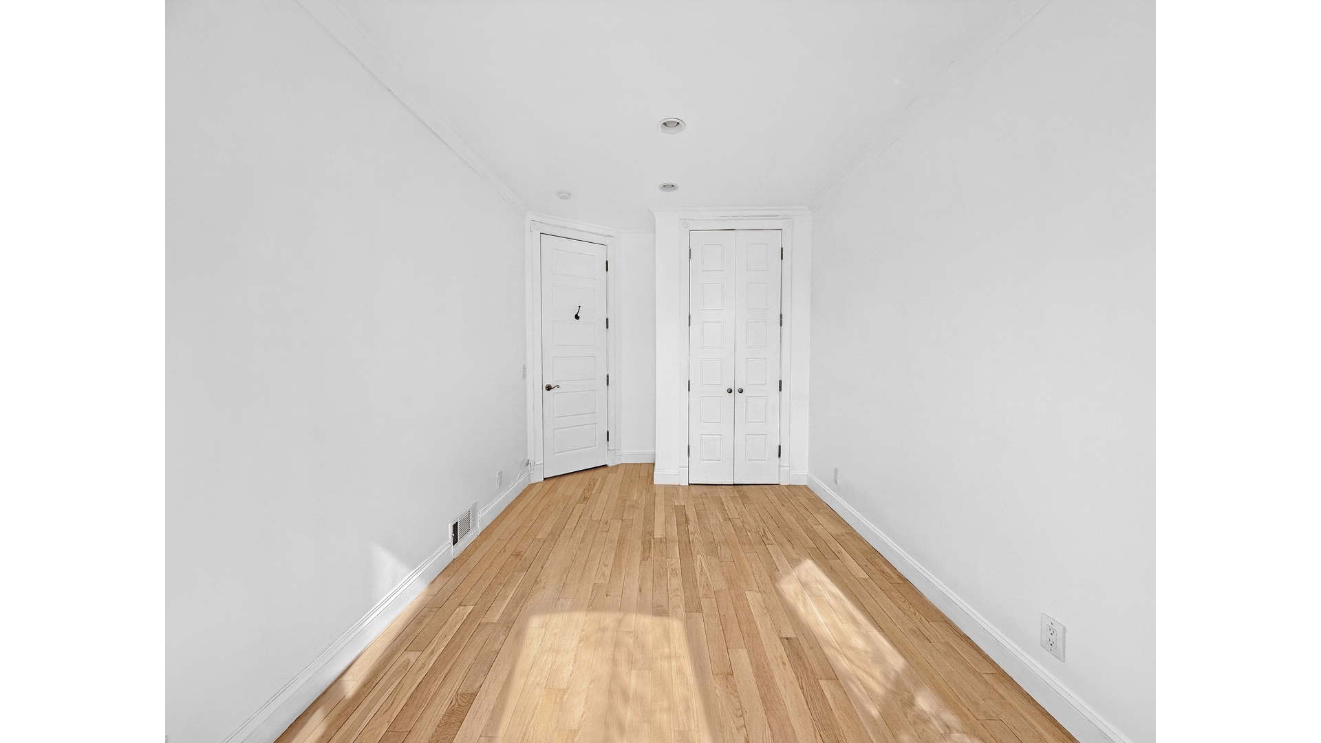 1592 ST MARKS Avenue 1