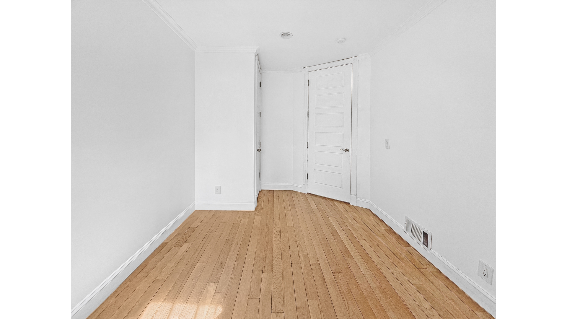 1592 ST MARKS Avenue 1