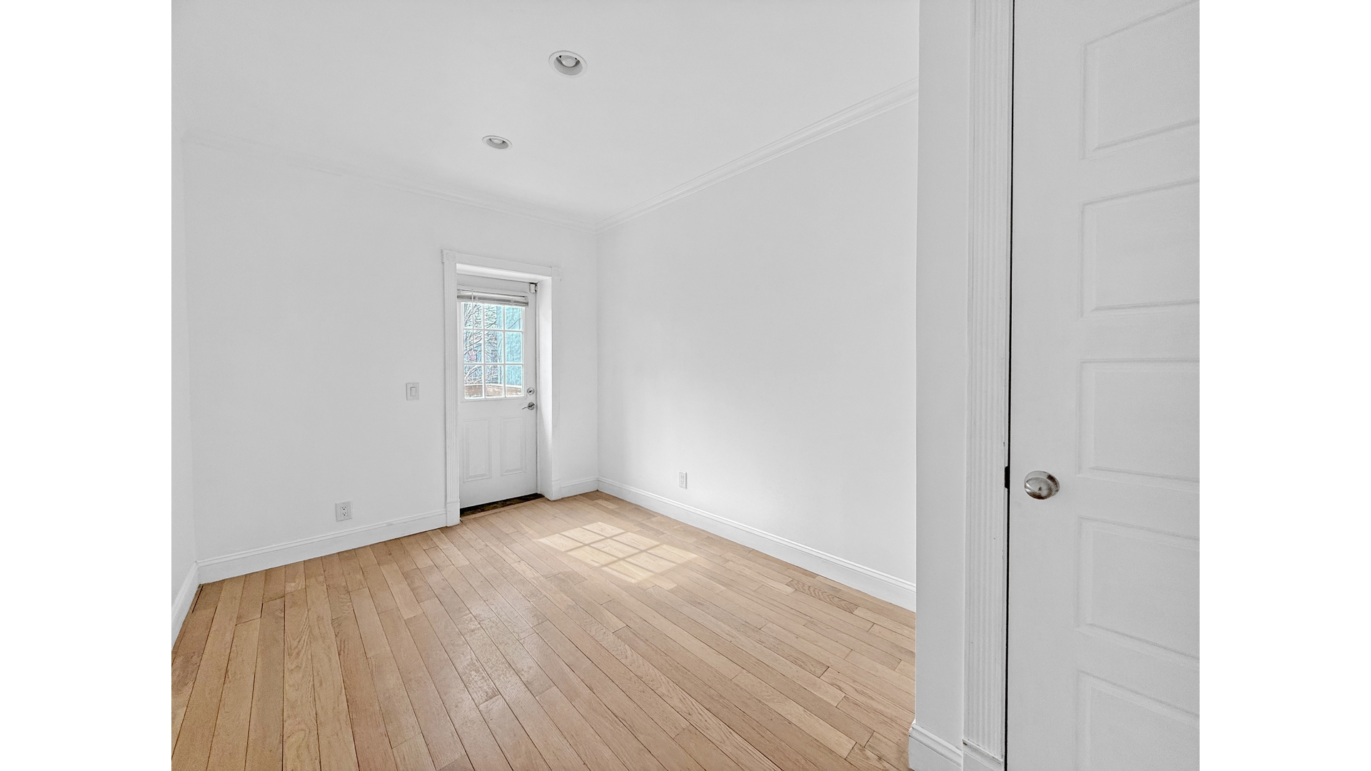 1592 ST MARKS Avenue 1