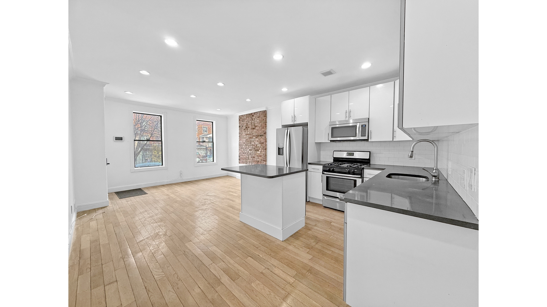 1592 ST MARKS Avenue 1