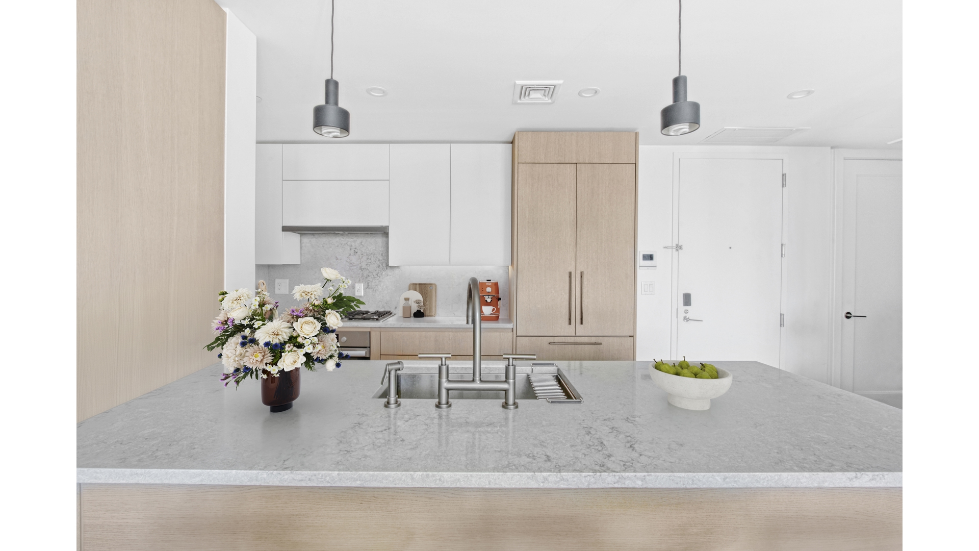 526 UNION Avenue PH5