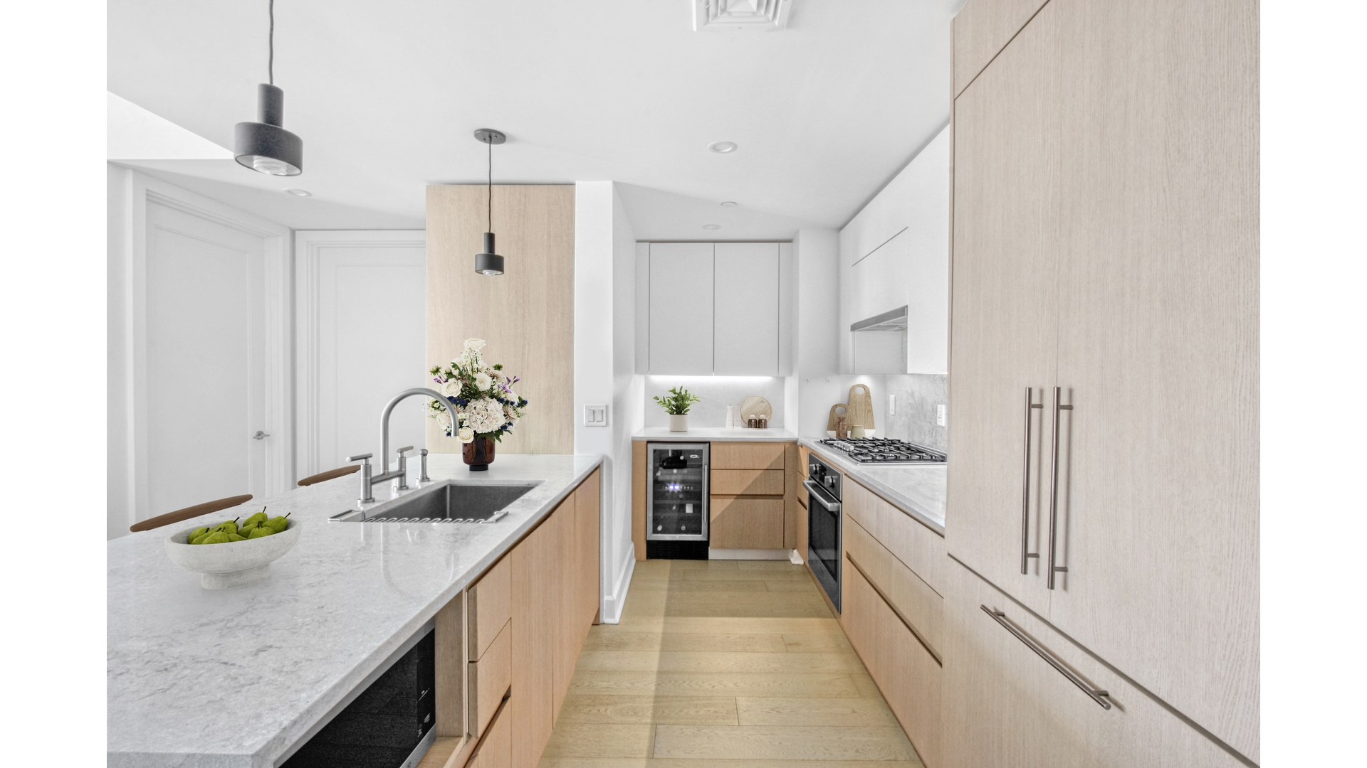 526 UNION Avenue PH5