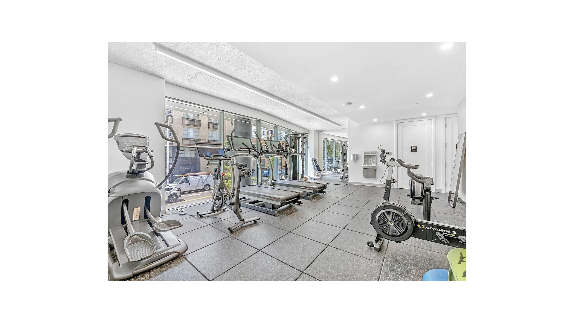 526 UNION Avenue PH5