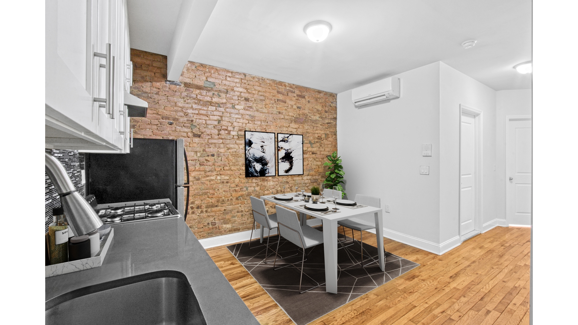 907 JEFFERSON Avenue