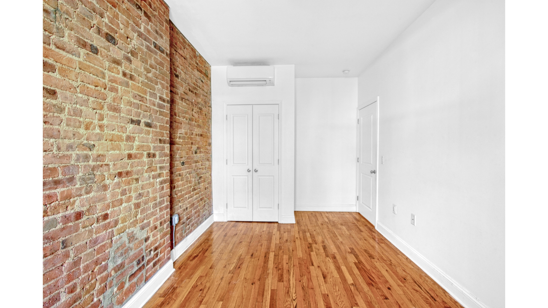 907 JEFFERSON Avenue