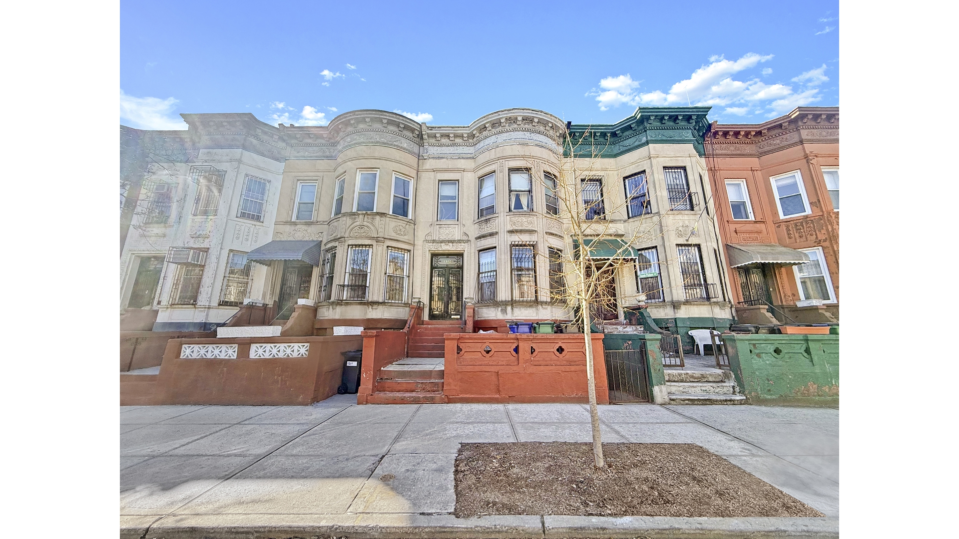 1312 UNION Street