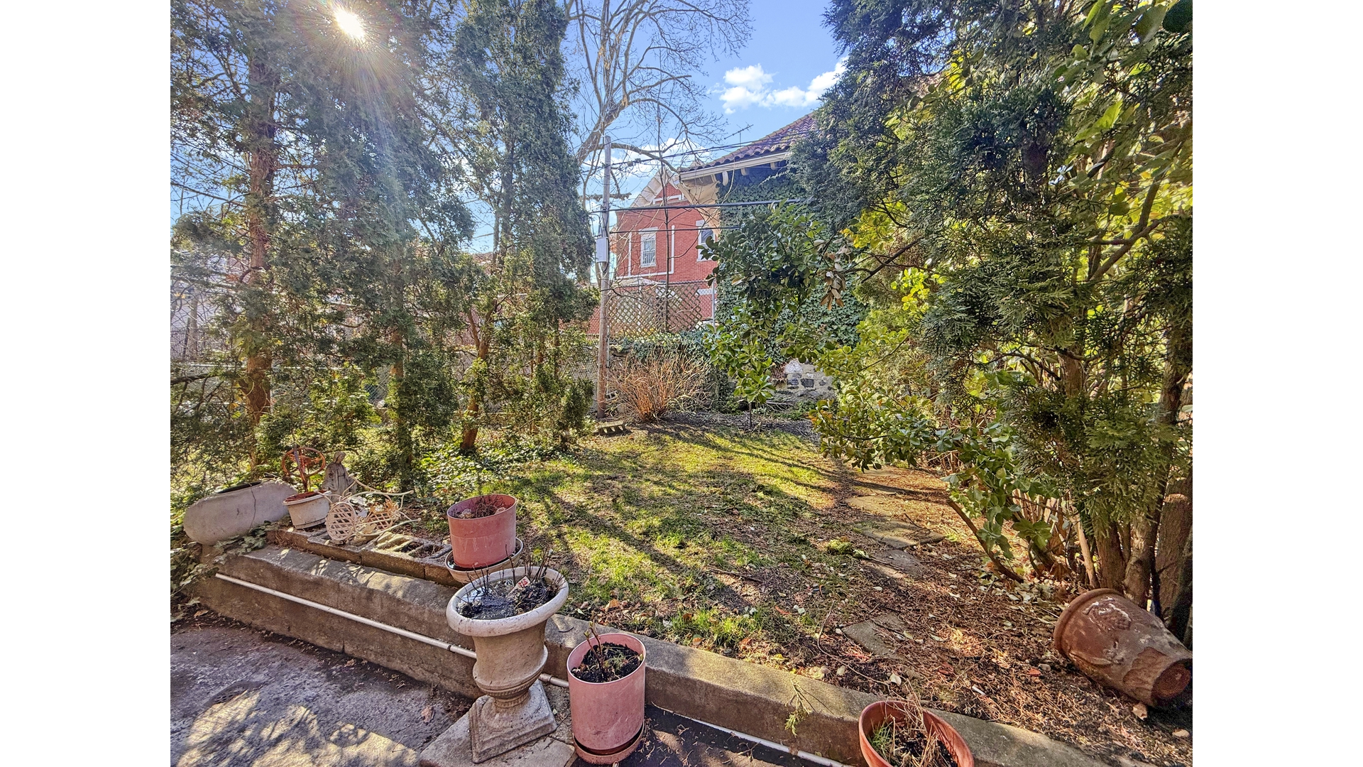 1312 UNION Street