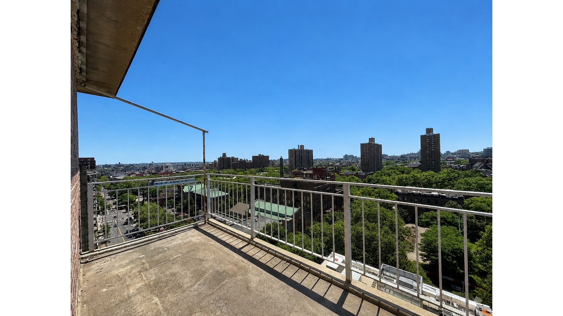 185 HALL Street 1704