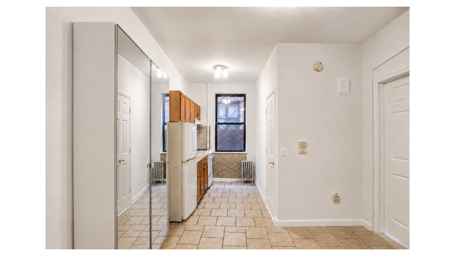 2146 CORTELYOU Road 1R