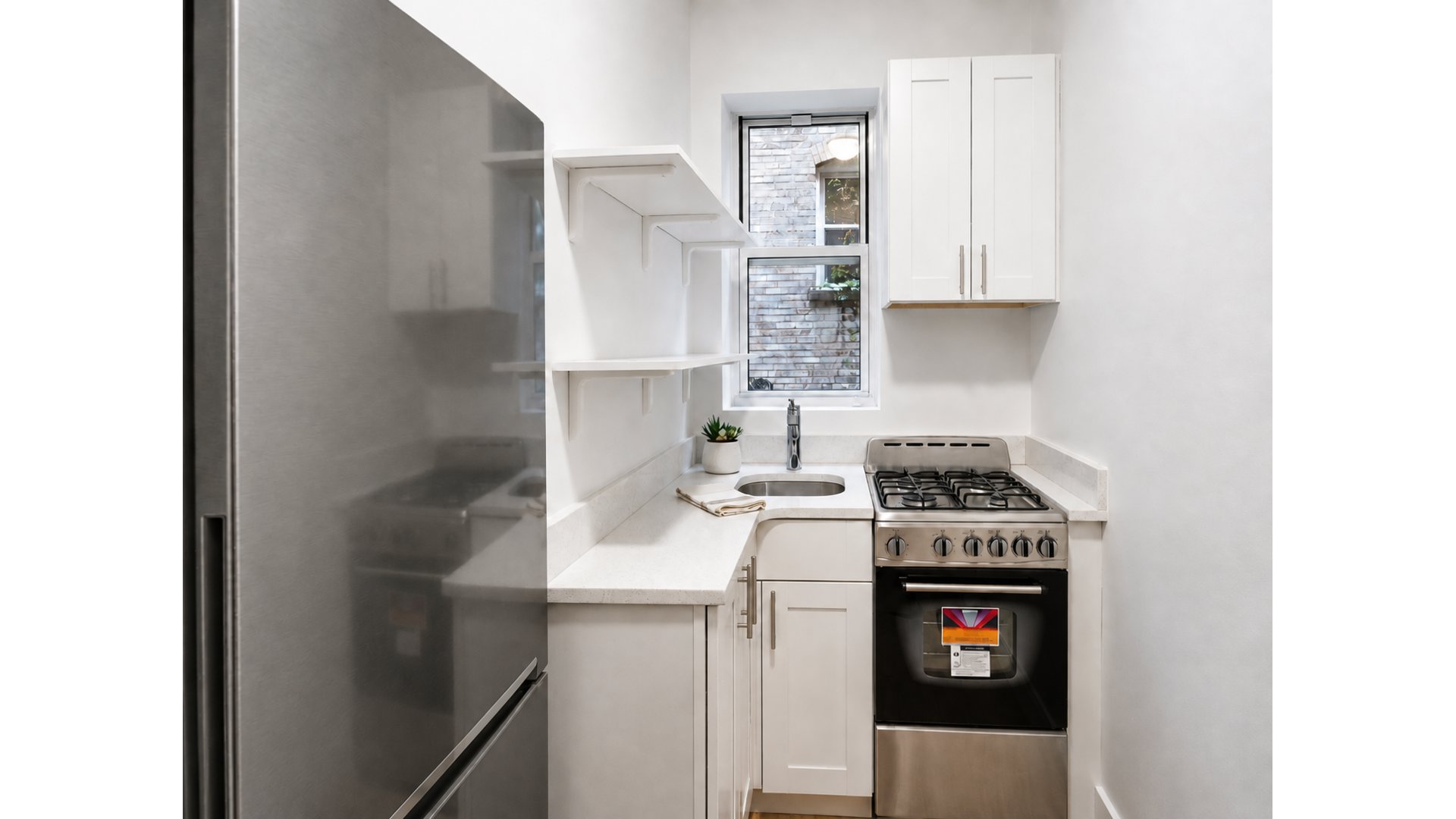 142 HICKS Street 2D